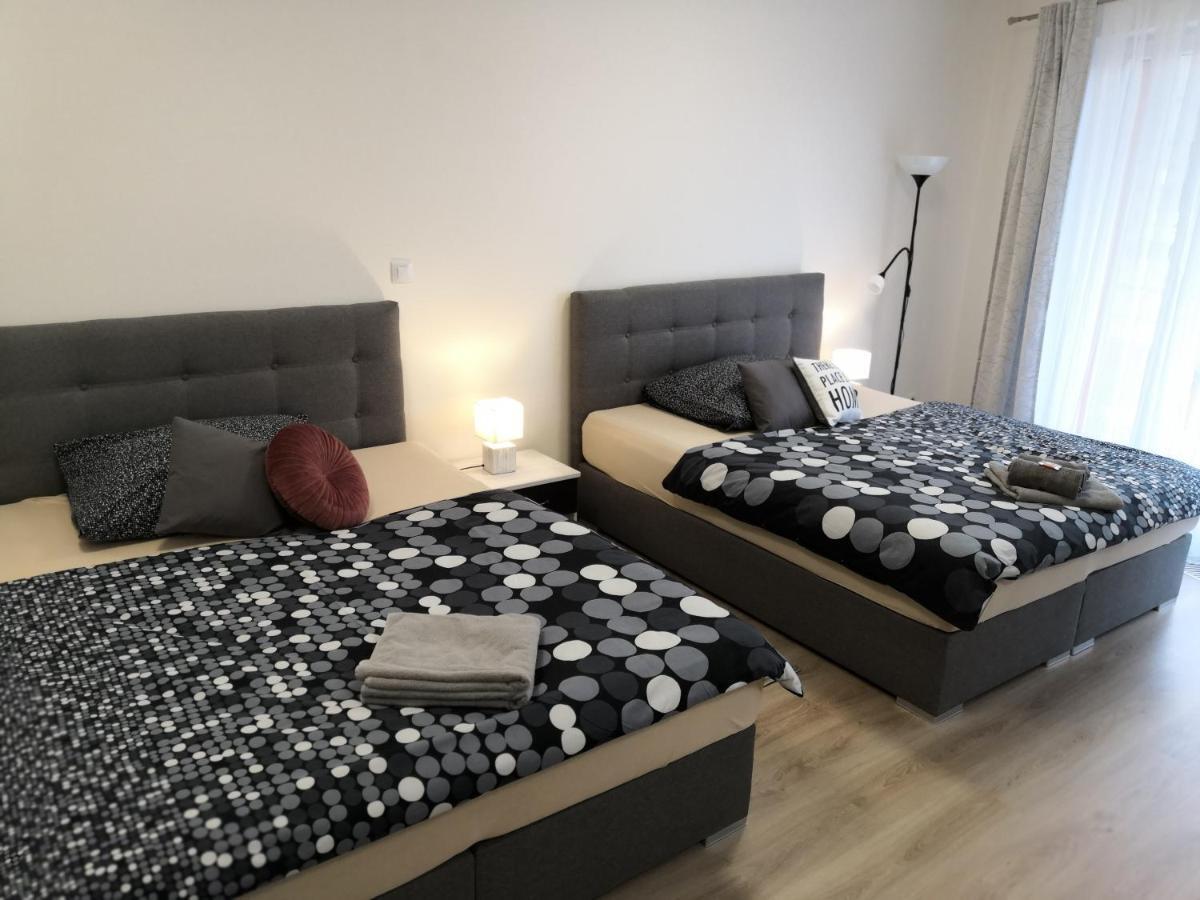 H+ Apartman Letiste Praha Daire Dış mekan fotoğraf